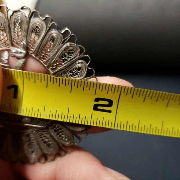 Vintage Peruvian Silver Brooch W/ Silver Filigree .925 - Picture 4 of 6